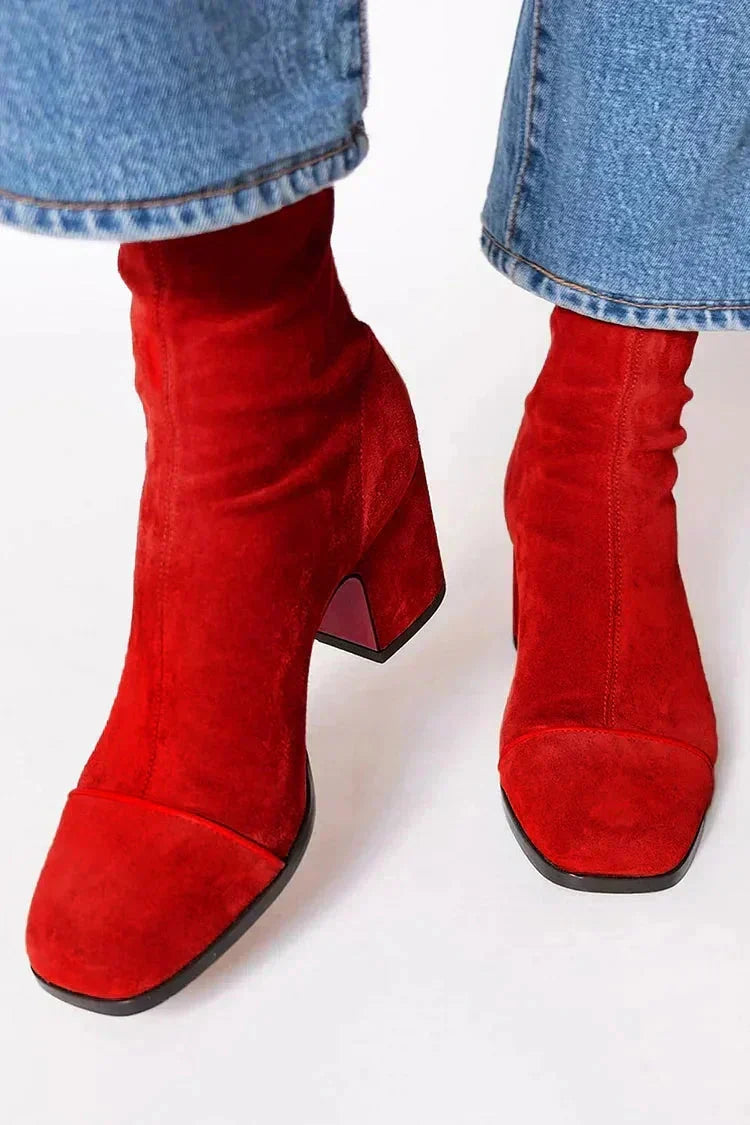 Alma – Wildleder Stiefeletten mit Absatz