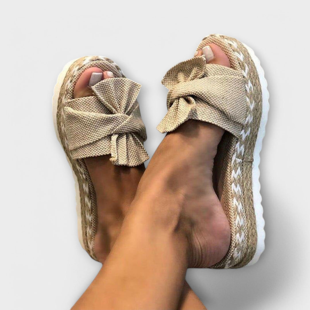 Solegenius - Orthopädische Sandalen mit Fliege