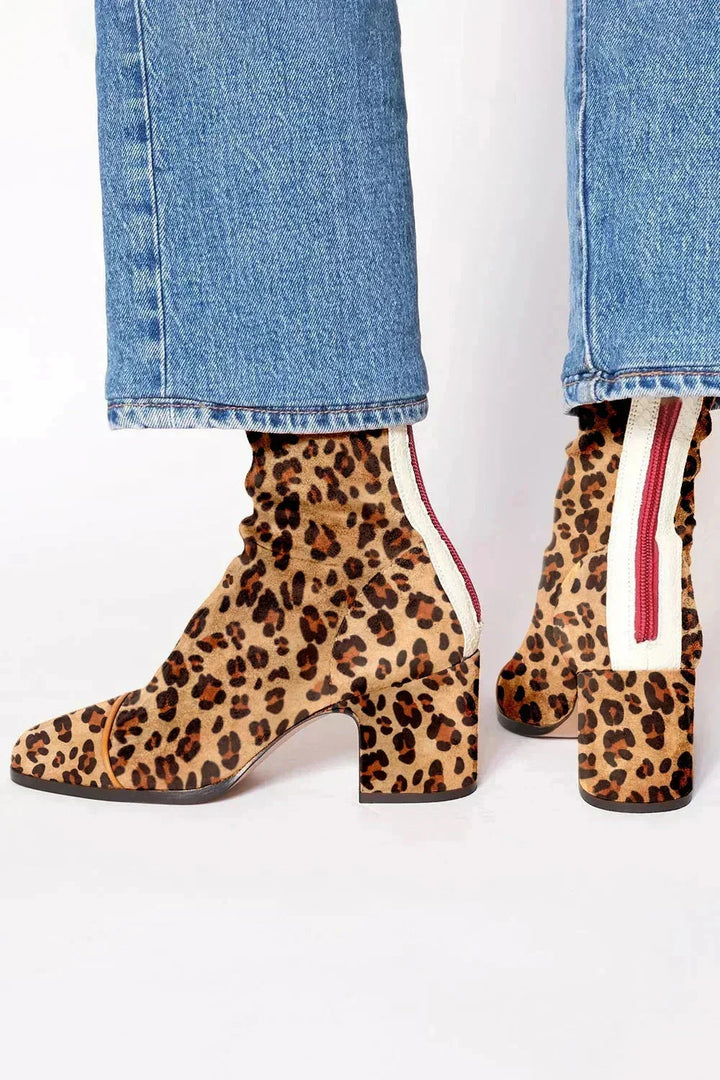 Alma – Wildleder Stiefeletten mit Absatz