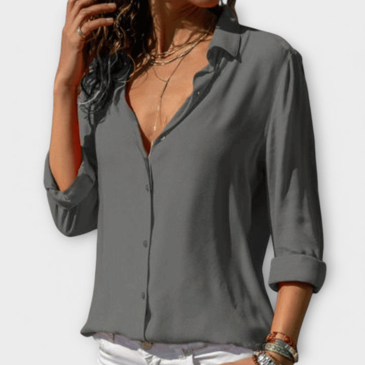 Mona – the Perfect Blouse