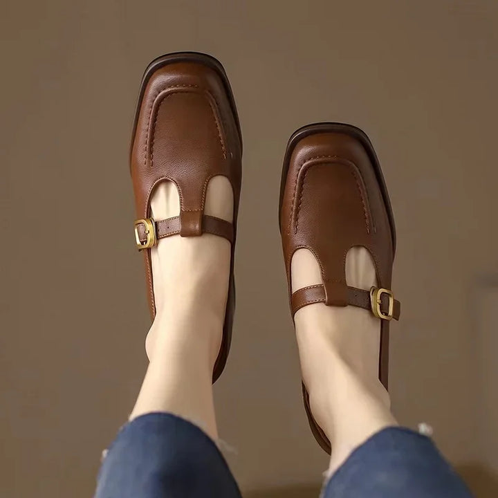 Ysolenne | T-Strap Sandalen