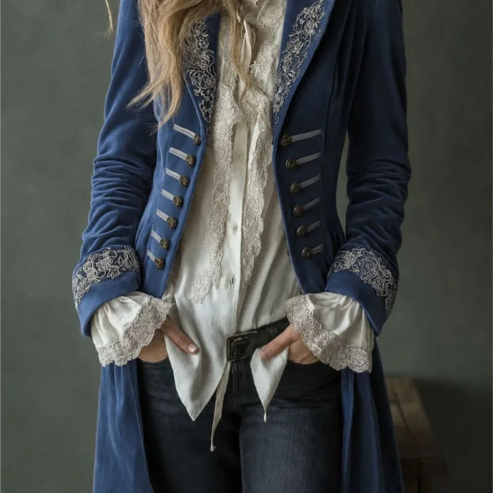 Philomena | Bestickte Samt-Langjacke