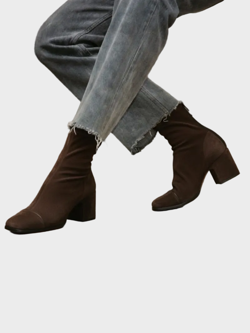 Alma – Wildleder Stiefeletten mit Absatz