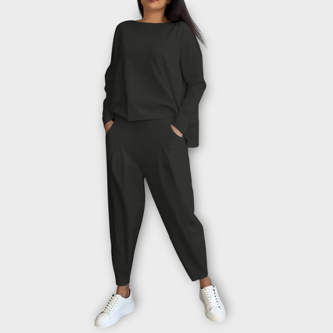 Amalie - Stylish 2-Piece Set