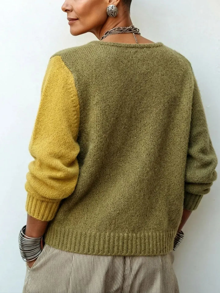 Alba | Asymmetrischer Pullover mit Farbblöcken